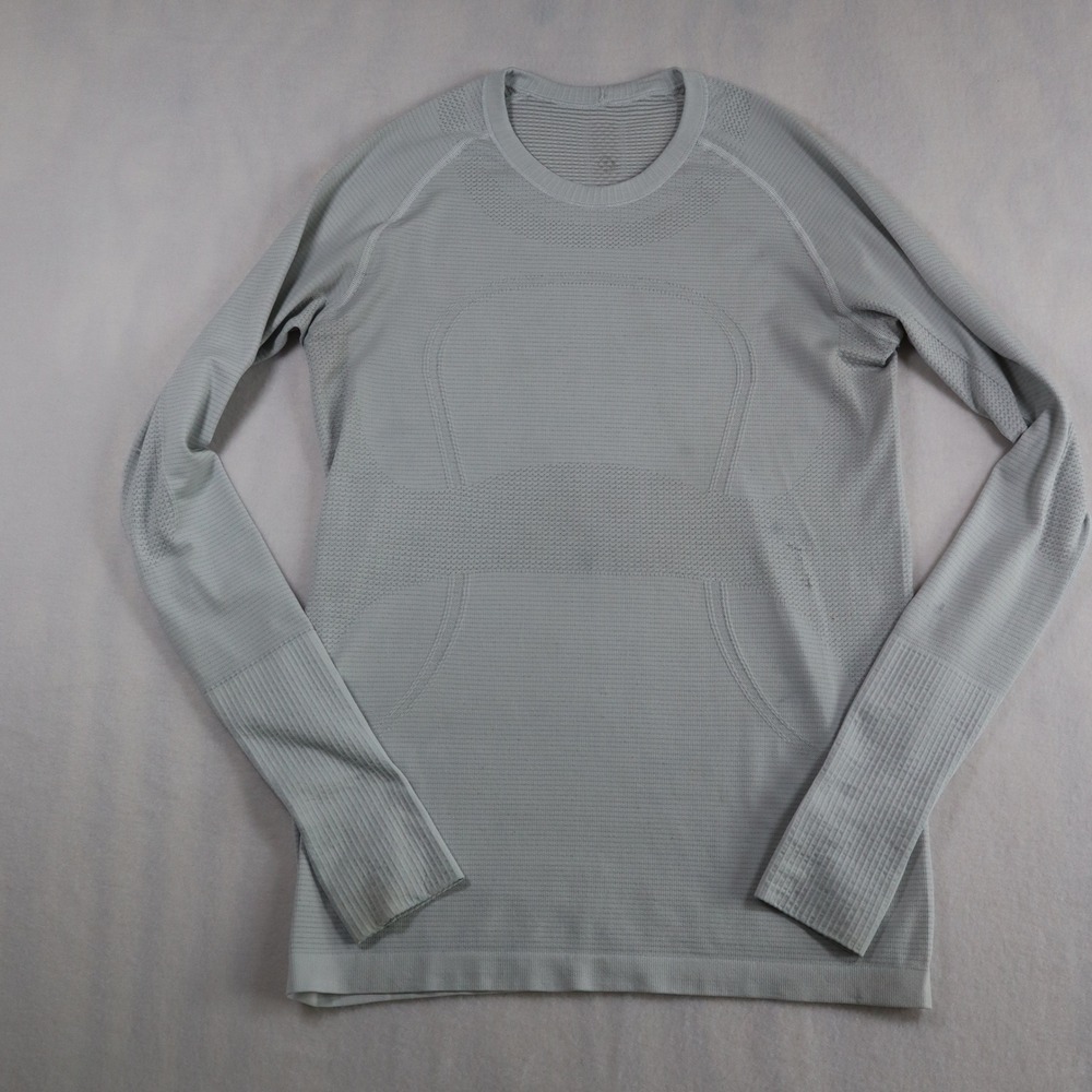 Lululemon Swiftly Tech Long Sleeve Women's 8 Breezy Blue Crew Thumbhole Shirt